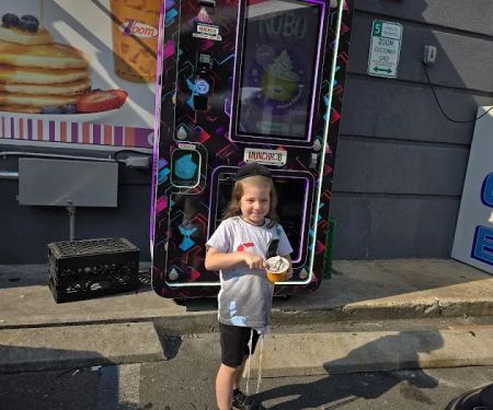 MunchHub Ice Cream Robot Vending