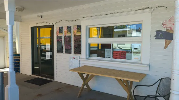 Gifford's Ice Cream Picture 6