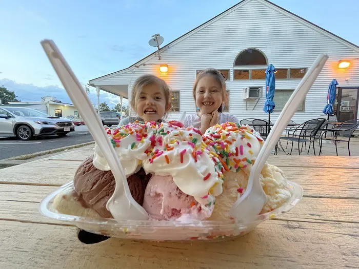 Gifford's Ice Cream Picture 4