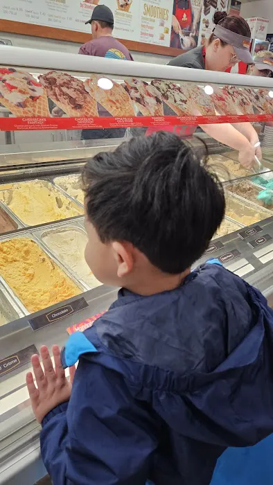 Cold Stone Creamery Picture 4