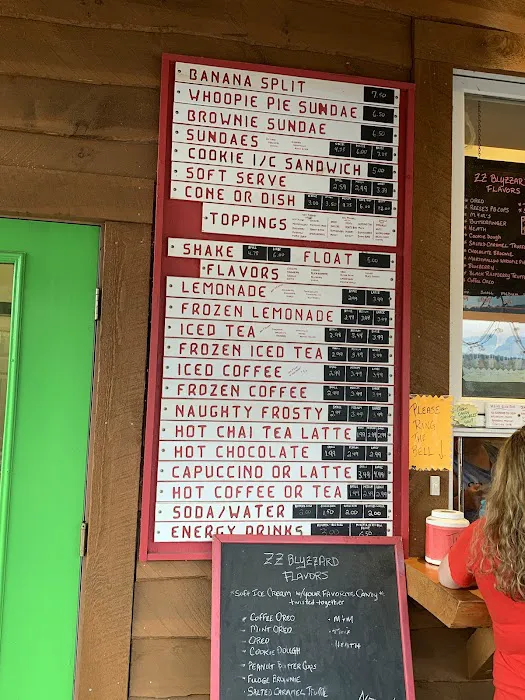 Naughty Nellie's Ice Cream Bar Picture 8