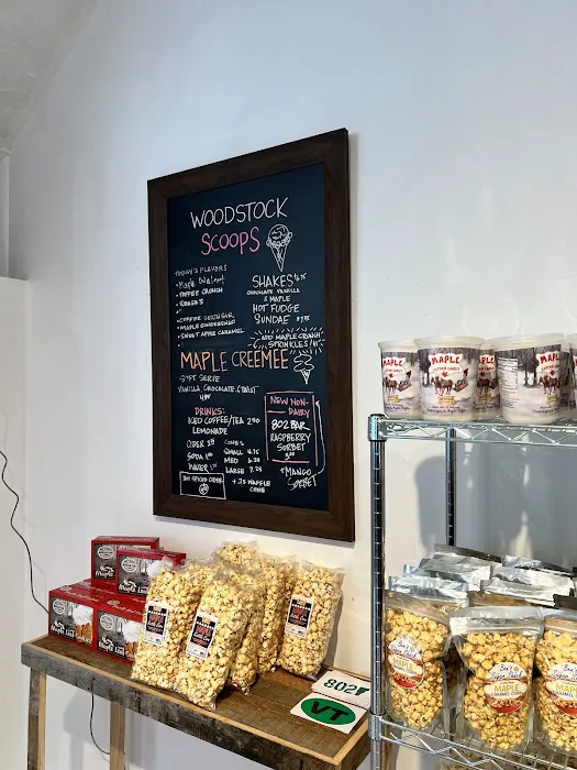 Woodstock Scoops Picture 7