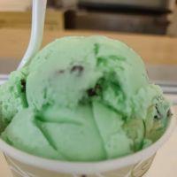 Conrad's ICE CREAM SHOP ico