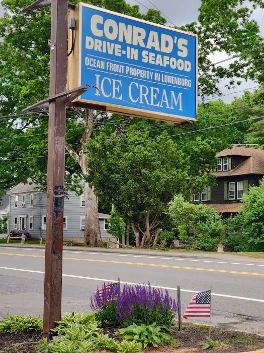 Conrad's ICE CREAM SHOP Picture 8