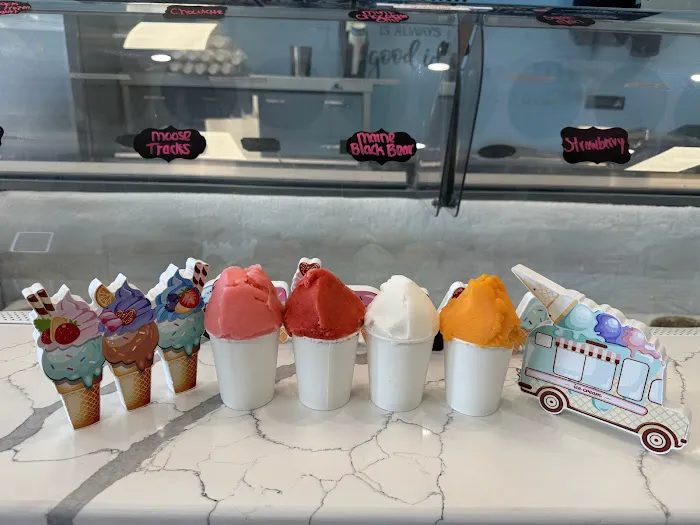 West Side Creamy Cones Picture 10