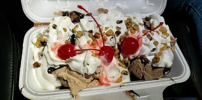 Cherry Hill Ice Cream Picture 3