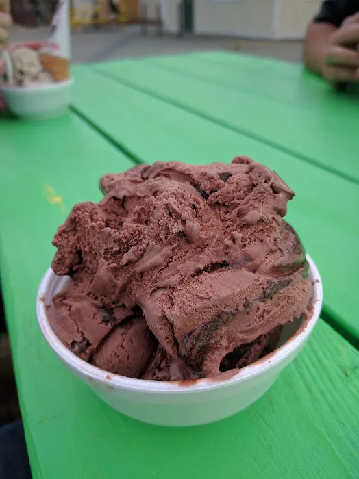 Meola's Wayside Ice Cream Picture 4