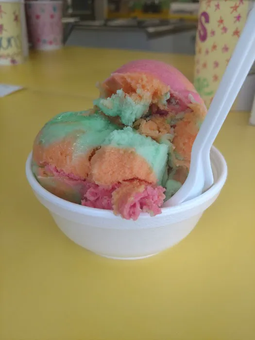 Meola's Wayside Ice Cream Picture 10