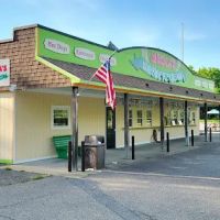 Meola's Wayside Ice Cream ico