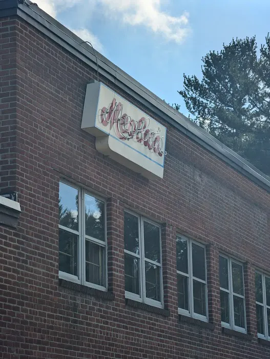Meola's Wayside Ice Cream Picture 5