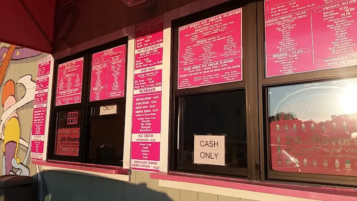 Cool Licks Ice Cream & Frozen Yogurt Picture 5