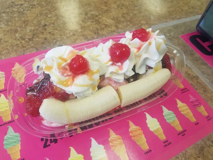 Cool Licks Ice Cream & Frozen Yogurt Picture 9