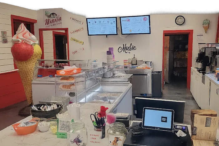 Mimi's Ice Cream & Coffee Shoppe Picture 10