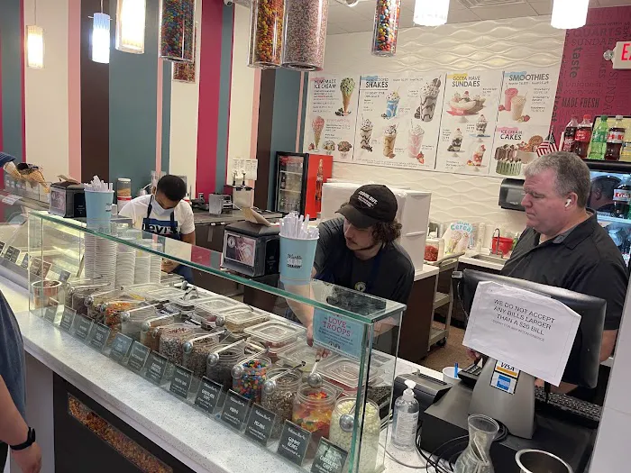 Marble Slab Creamery Picture 3