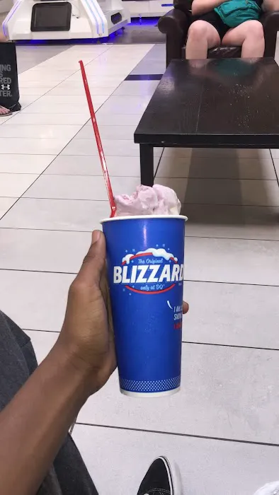 Dairy Queen (Treat) Picture 8