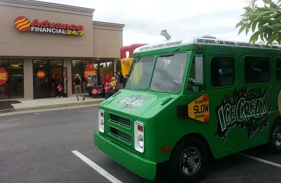 Nashville Ice Cream Truck Rentals - Mean Green Ice Cream Machine Picture 3