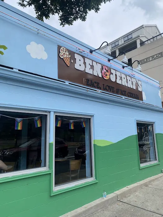Ben & Jerry's Picture 7