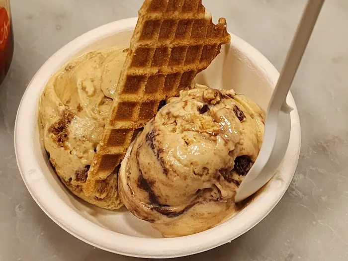 Jeni's Splendid Ice Creams Picture 1