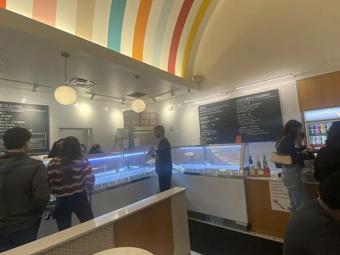 Jeni's Splendid Ice Creams Picture 4