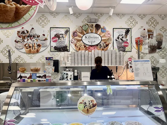 Kilwins Ice Cream - Chocolate - Fudge Picture 7