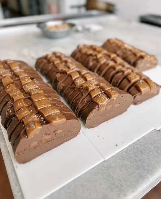 Kilwins Ice Cream - Chocolate - Fudge Picture 9