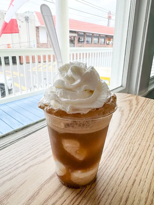 Banana's Ice Cream Cafe Picture 7