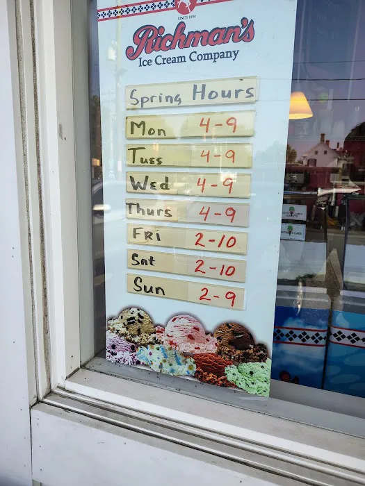 Scoops on Sunset Picture 3