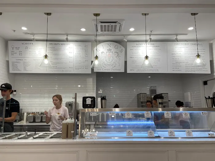 Kings Ice Cream Parlour Picture 2