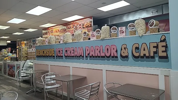 Beachside Ice Cream Parlor and Cafe Restaurant Picture 1