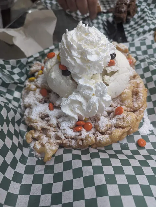 Beachside Ice Cream Parlor and Cafe Restaurant Picture 9