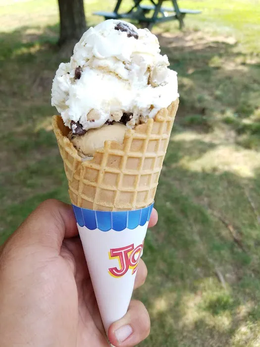 The Caboose Ice Cream Stand Picture 2