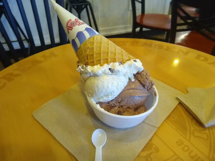 Mortensen Dairy Ice Cream Picture 6