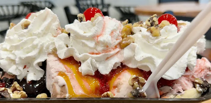 Mortensen Dairy Ice Cream Picture 8