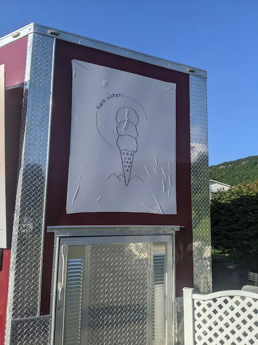 Two Sisters Ice Cream Picture 4
