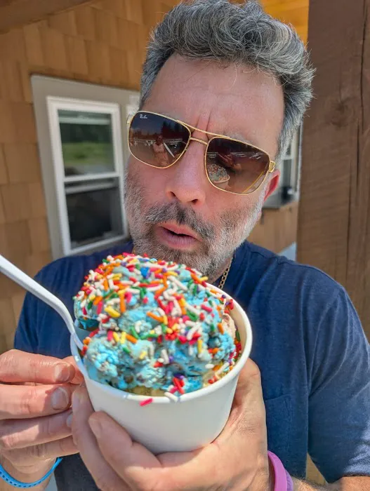 Two Sisters Ice Cream Picture 6