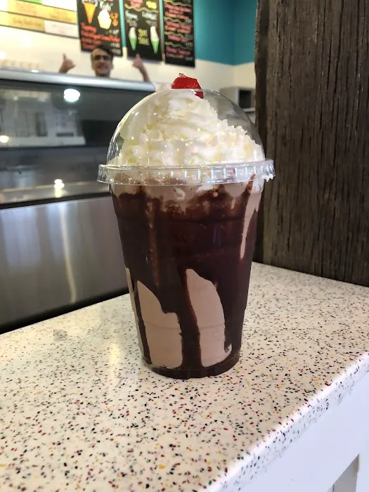 Frisbie’s Dairy Barn Homemade Ice Cream Picture 6