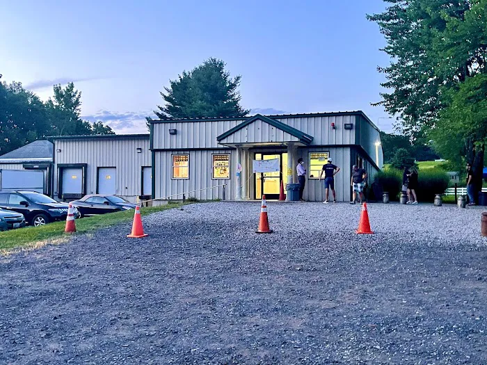 Frisbie’s Dairy Barn Homemade Ice Cream Picture 2