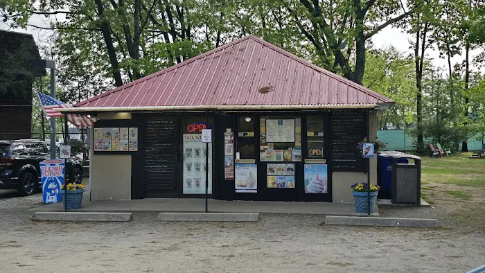 Tail Winds Ice Cream Picture 5