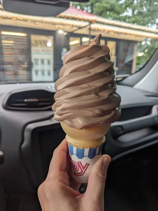 Tail Winds Ice Cream Picture 10