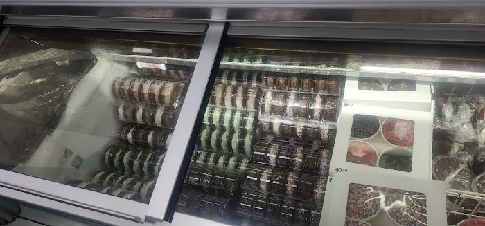 Jennifer's Ice Cream Picture 9