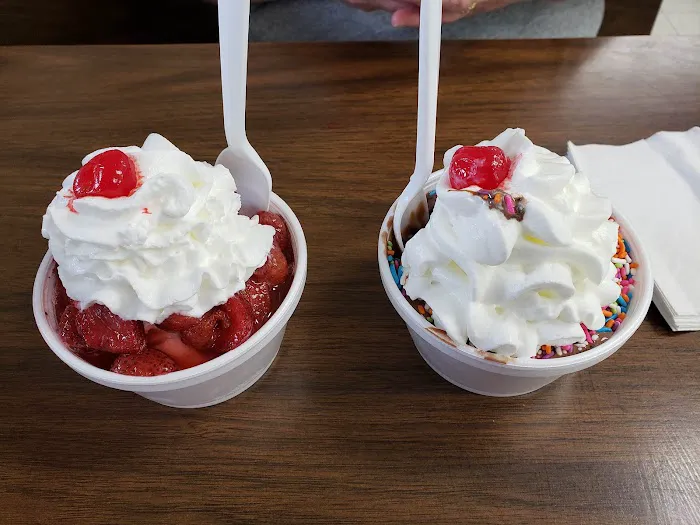 Jennifer's Ice Cream Picture 4