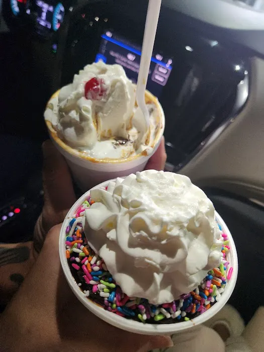 Jennifer's Ice Cream Picture 5