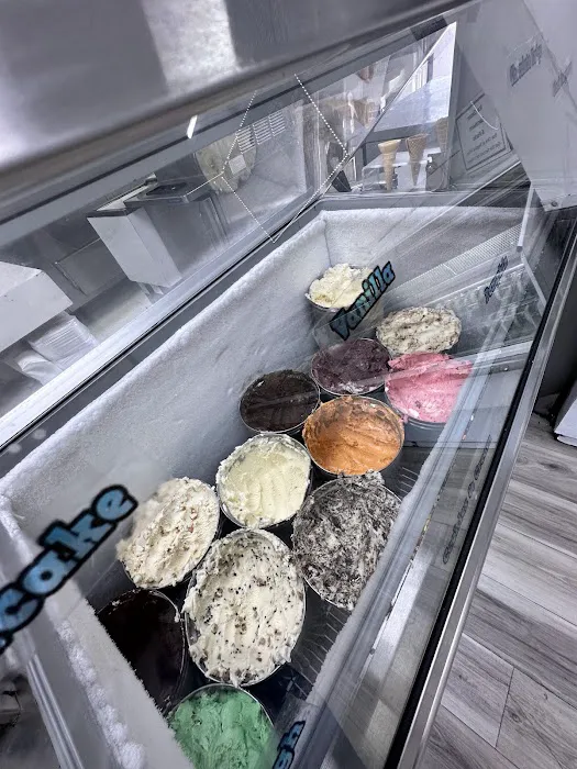 Jennifer's Ice Cream Picture 8