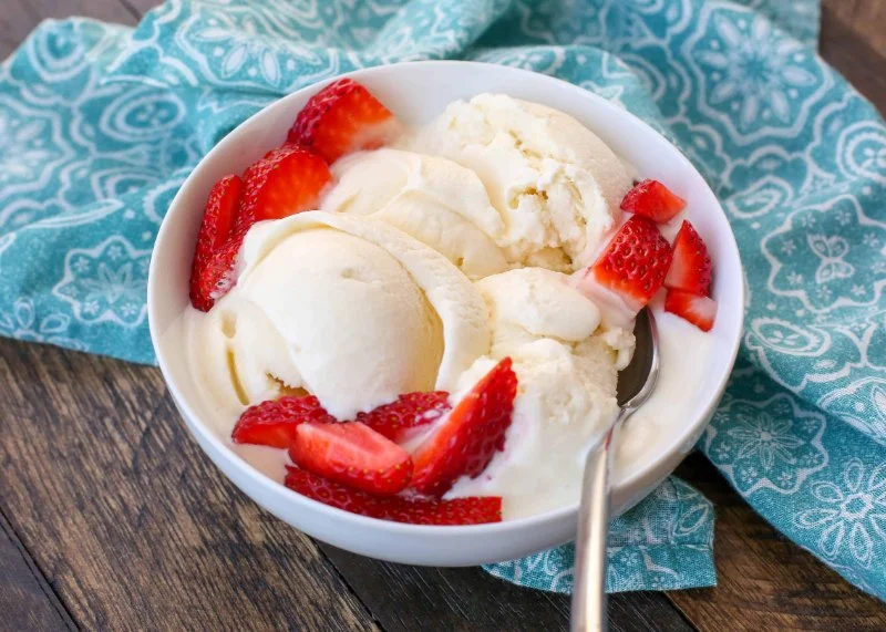 Why You Should Try Making Your Own Ice Cream at Home – Flavor, Fun, and Freedom