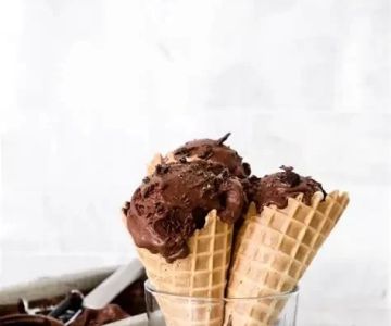 Why You Should Try Making Homemade Ice Cream This Summer