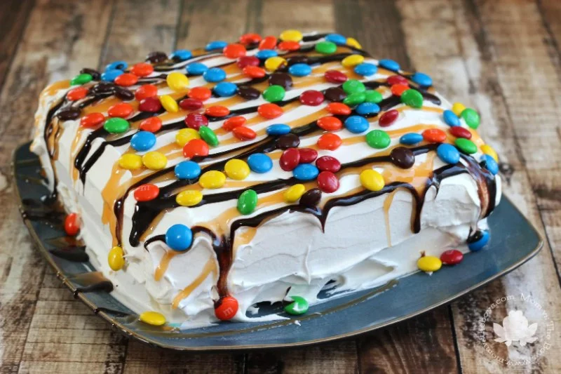 How to Make Your Own Homemade Ice Cream Cake: A Simple Guide