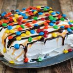 How to Make Your Own Homemade Ice Cream Cake: A Simple Guide