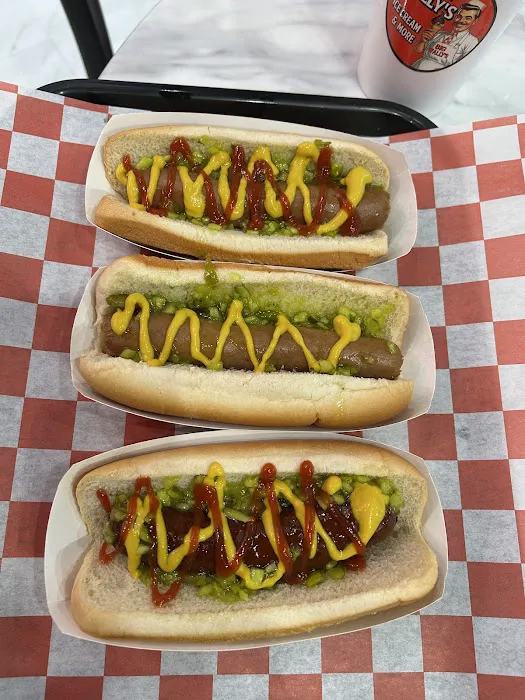 BIG WALLYS ICE CREAM & MORE Picture 7