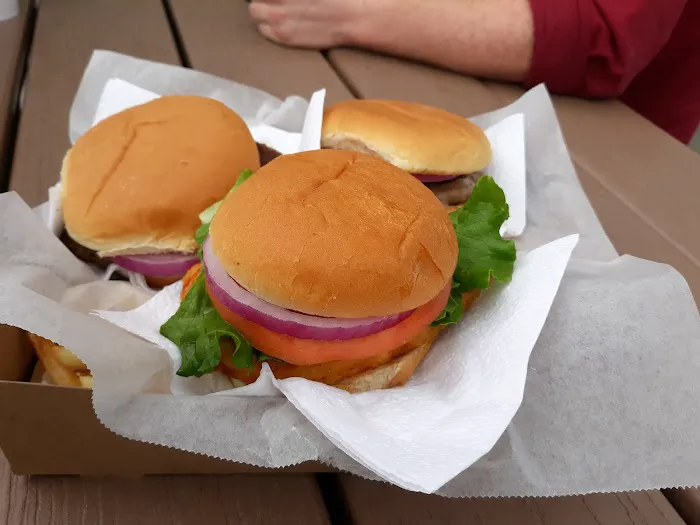 Young's Custard Stand Picture 4