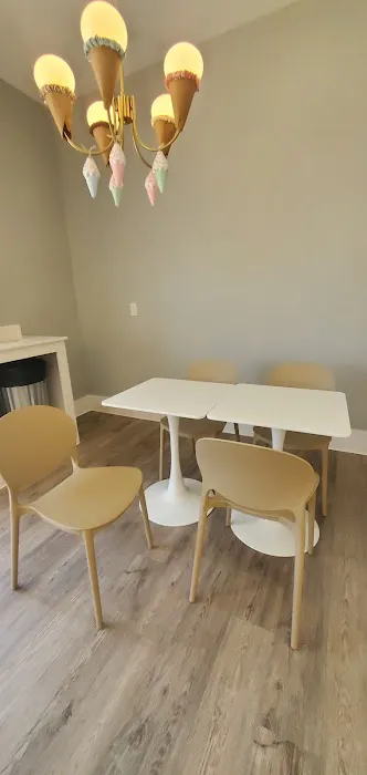 Scoop! at the Root Picture 1